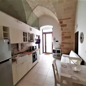 Casa Mimà: Locazione Turistica Nel Centro Storico Appartement Brindisi